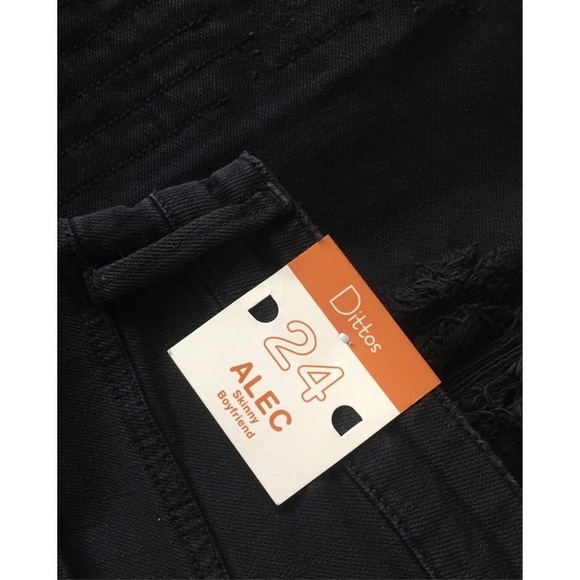 BNWT Dittos "Alec Skinny Boyfriend" Jeans - Picture 3 of 3